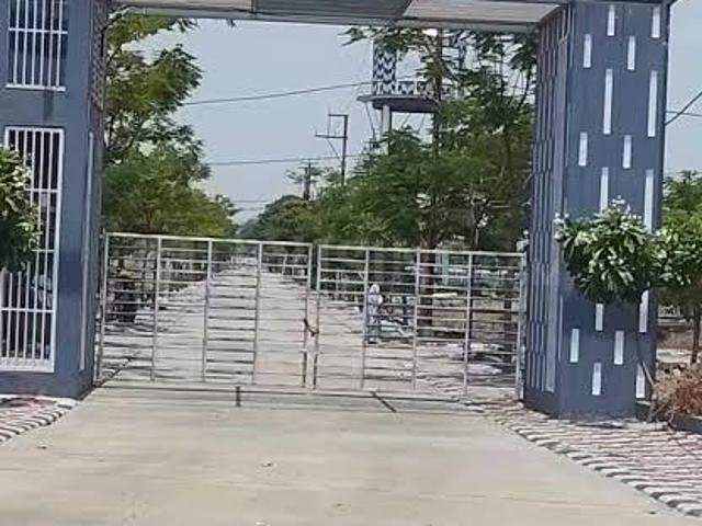 Residential Plot in Manglia for resale Indore. The reference number is 20641502