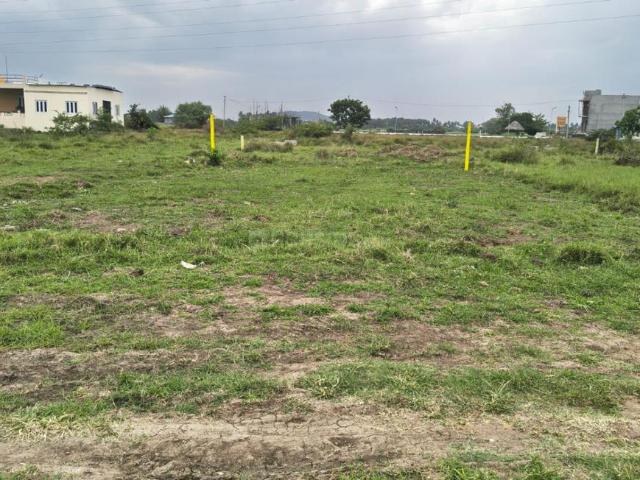 Residential Plot in Manimangalam for resale Chennai. The reference number is 20949432