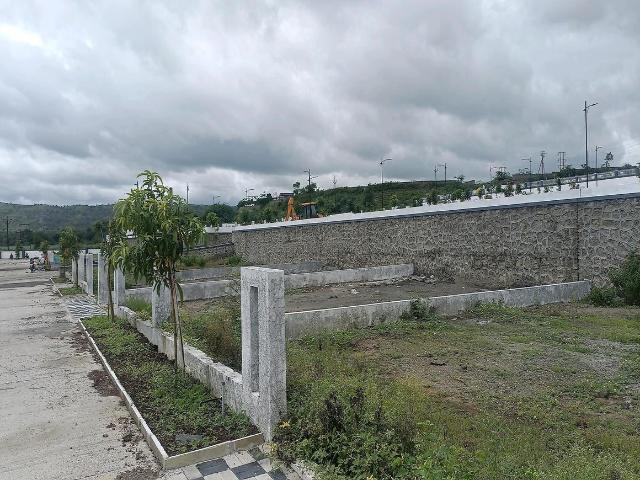 Residential Plot in Manjari Budruk for resale Pune. The reference number is 20834372