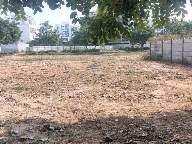 Residential Plot in Maruti Kunj for resale Gurgaon. The reference number is 11080658