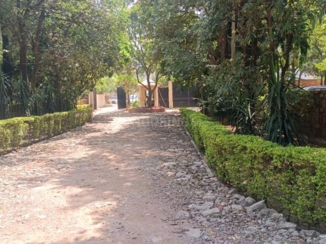 Residential Plot in Maruti Kunj for resale Gurgaon. The reference number is 12911314