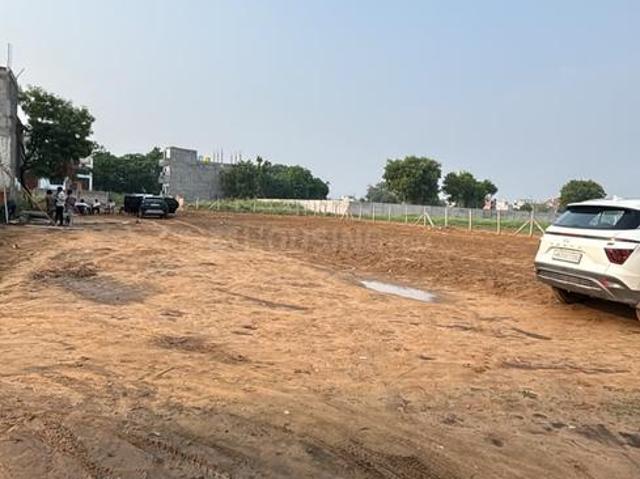 Residential Plot in Maruti Kunj for resale Gurgaon. The reference number is 20831821