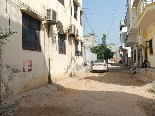 Residential Plot in Maruti Kunj for resale Gurgaon. The reference number is 21291504