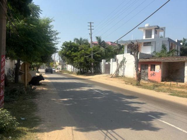 Residential Plot in Maruti Kunj for resale Gurgaon. The reference number is 21210502
