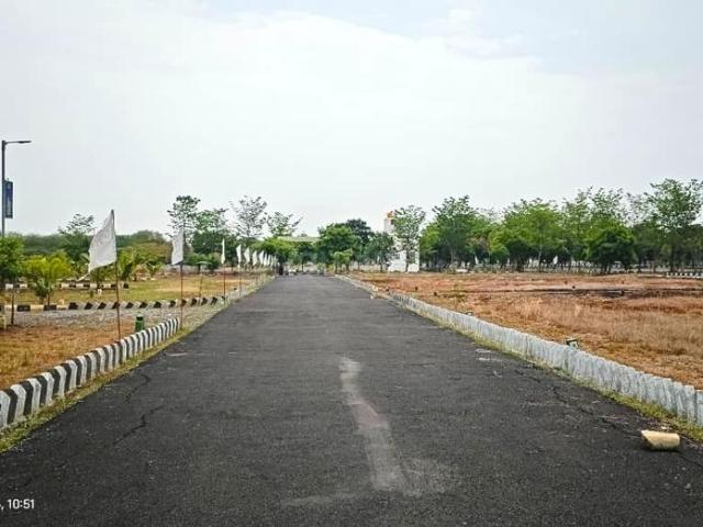 Residential Plot in Mathur, Oragadam for resale Chennai. The reference number is 21317182
