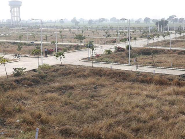 Residential Plot in Mayakhedi for resale Indore. The reference number is 10970782