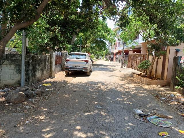 Residential Plot in Medavakkam for resale Chennai. The reference number is 20287879