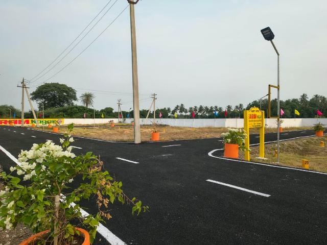 Residential Plot in Medavakkam for resale Chennai. The reference number is 21238547