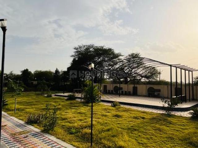 Residential Plot in Mhow for resale Indore. The reference number is 17307901