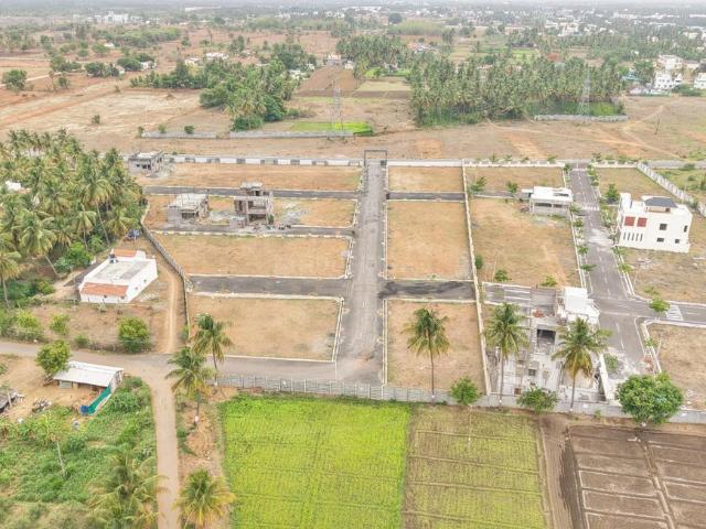 Residential Plot in Minnampalli for resale Salem. The reference number is 20602722