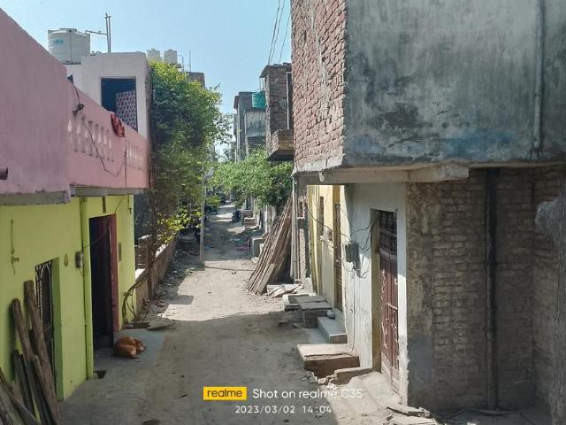 Residential Plot in Mithapur for resale New Delhi. The reference number is 19945161