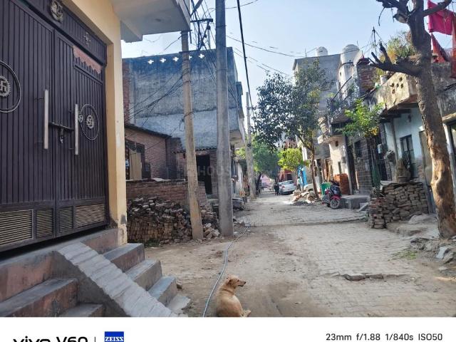 Residential Plot in Mithapur for resale New Delhi. The reference number is 19994772
