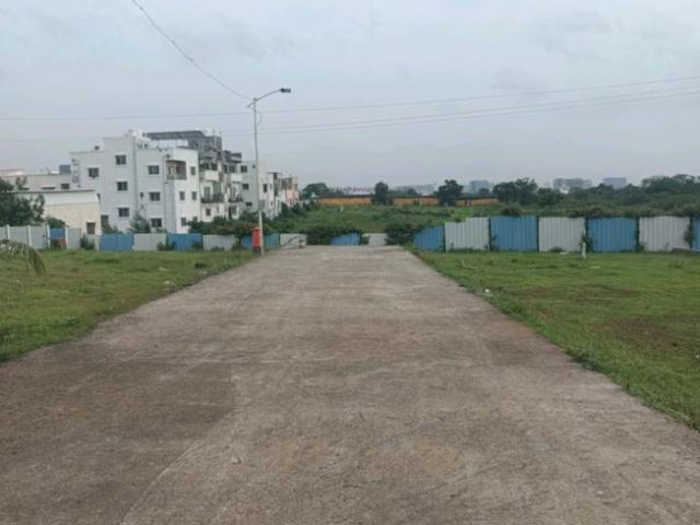 Residential Plot in Mohammed Wadi for resale Pune. The reference number is 15135723