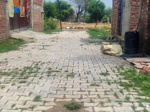 Residential Plot in Molarband Extension for resale New Delhi. The reference number is 21139262