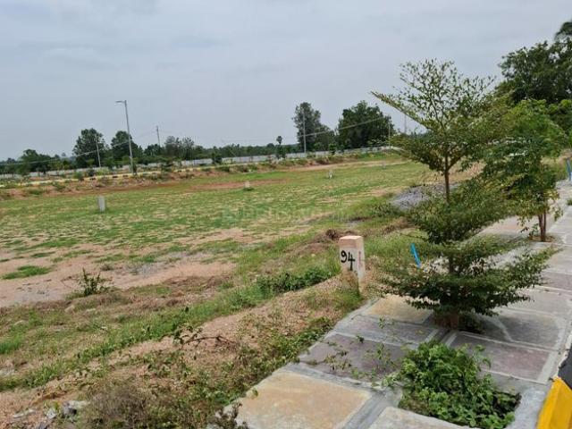 Residential Plot in Mominpet for resale Hyderabad. The reference number is 21220327