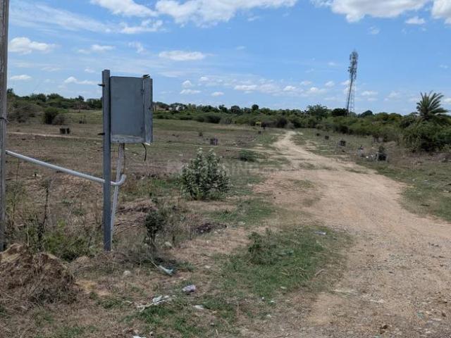 Residential Plot in Mosur, Arakonam for resale Ranipet. The reference number is 20916905