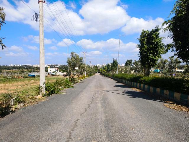 Residential Plot in Moranapalli for resale Hosur. The reference number is 19072233