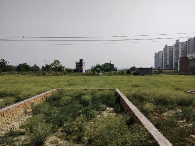 Residential Plot in Morta Village for resale Ghaziabad. The reference number is 11881012