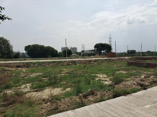 Residential Plot in Morta Village for resale Ghaziabad. The reference number is 15458710