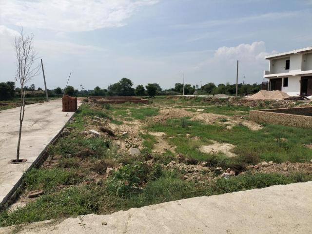 Residential Plot in Morta Village for resale Ghaziabad. The reference number is 15458718