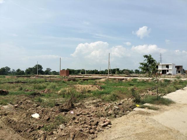 Residential Plot in Morta Village for resale Ghaziabad. The reference number is 19104625