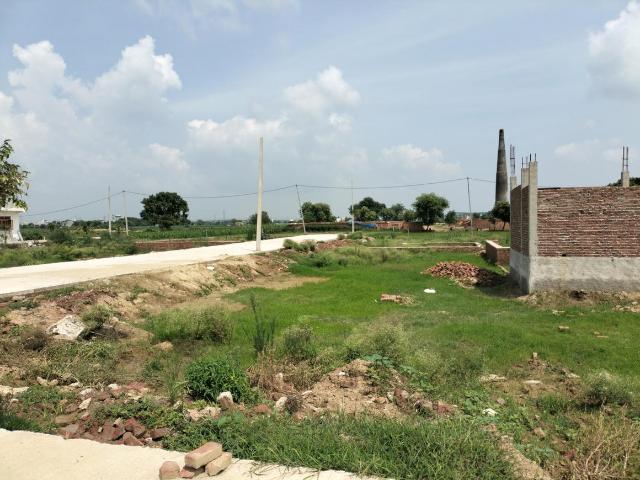 Residential Plot in Morta Village for resale Ghaziabad. The reference number is 19105663