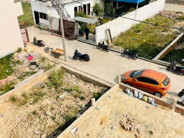 Residential Plot in Morta Village for resale Ghaziabad. The reference number is 19143522