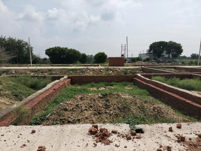 Residential Plot in Morta Village for resale Ghaziabad. The reference number is 19150260