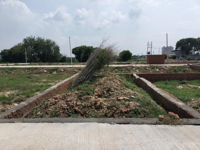 Residential Plot in Morta Village for resale Ghaziabad. The reference number is 19150285