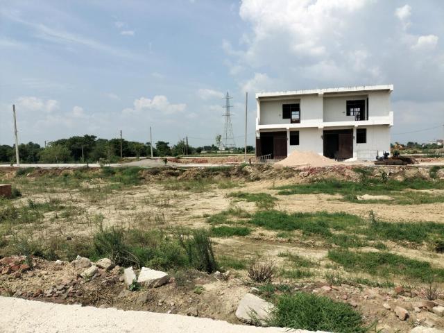 Residential Plot in Morta Village for resale Ghaziabad. The reference number is 19151178