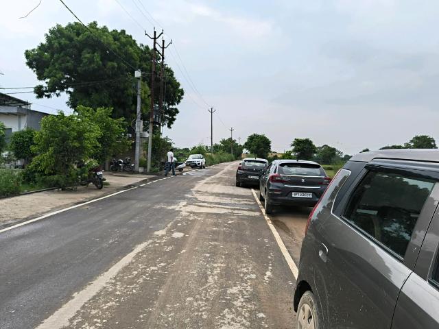 Residential Plot in Morta Village for resale Ghaziabad. The reference number is 20743954