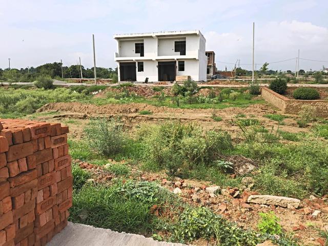 Residential Plot in Morta Village for resale Ghaziabad. The reference number is 20744146