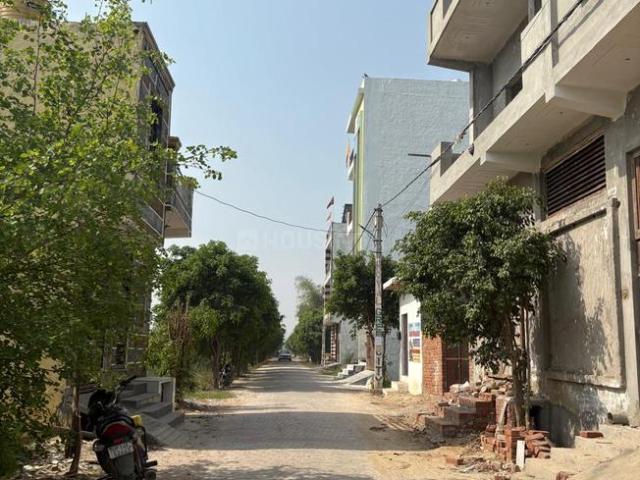 Residential Plot in Morta Village for resale Ghaziabad. The reference number is 20753826