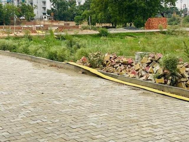 Residential Plot in Morta Village for resale Ghaziabad. The reference number is 20762918