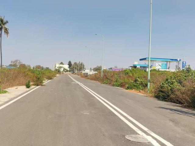 Residential Plot in Nadaprabhu Kempegowda layout for resale Bengaluru. The reference number is 19724112