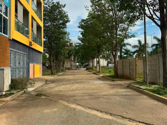 Residential Plot in Nadaprabhu Kempegowda layout for resale Bengaluru. The reference number is 20429651