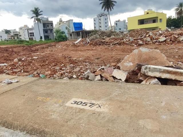Residential Plot in Nadaprabhu Kempegowda layout for resale Bengaluru. The reference number is 21215130