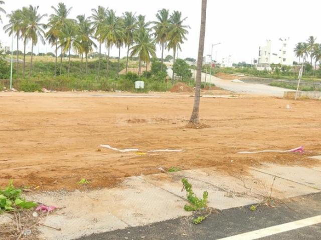 Residential Plot in Nadaprabhu Kempegowda layout for resale Bengaluru. The reference number is 21222337