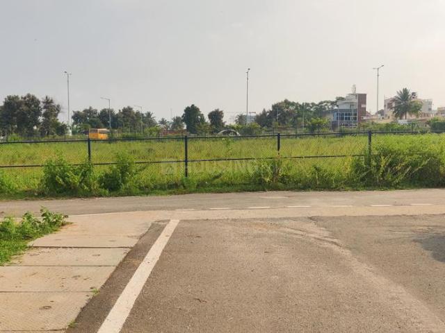 Residential Plot in Nadaprabhu Kempegowda layout for resale Bengaluru. The reference number is 21273629