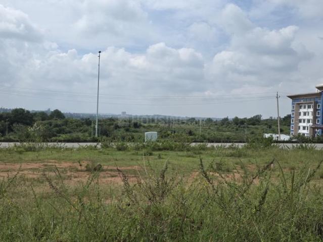 Residential Plot in Nadaprabhu Kempegowda layout for resale Bengaluru. The reference number is 21369427