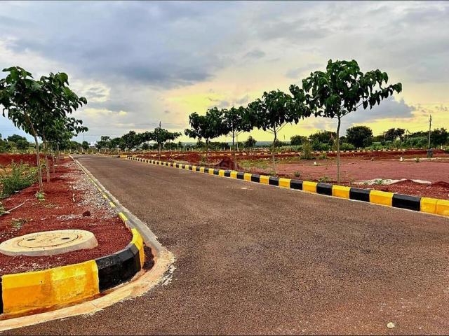 Residential Plot in Nadergul for resale Hyderabad. The reference number is 19884012