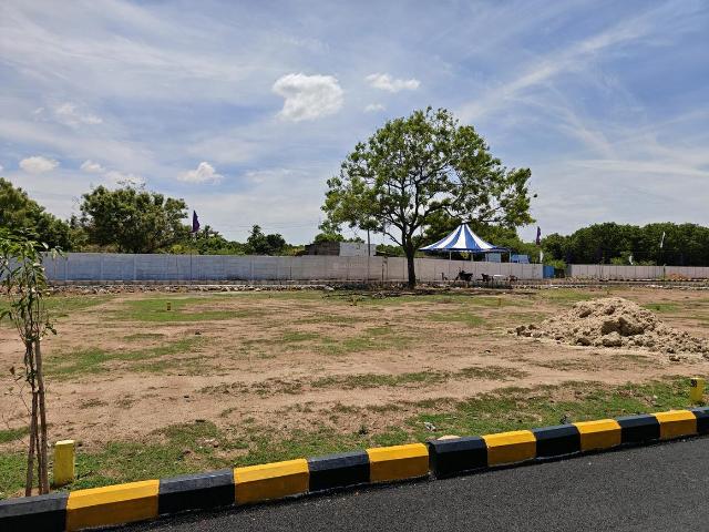 Residential Plot in Naduveerapattu for resale Chennai. The reference number is 20493061
