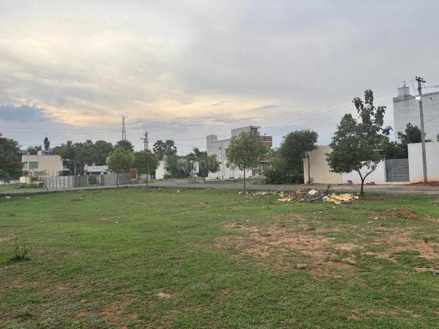 Residential Plot in Naduveerapattu for resale Chennai. The reference number is 20917075