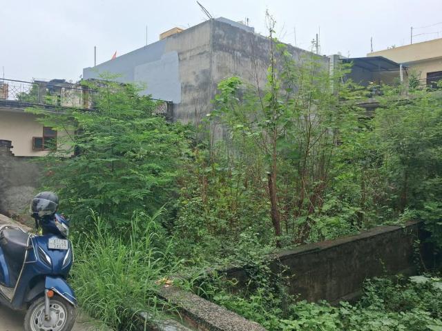 Residential Plot in Najafgarh for resale New Delhi. The reference number is 21113633
