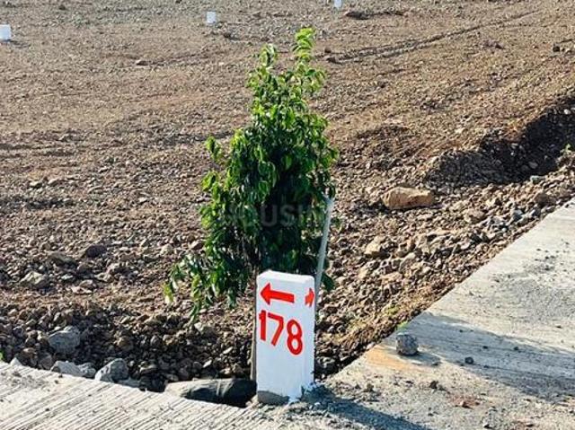 Residential Plot in Nanded for resale Pune. The reference number is 21380557