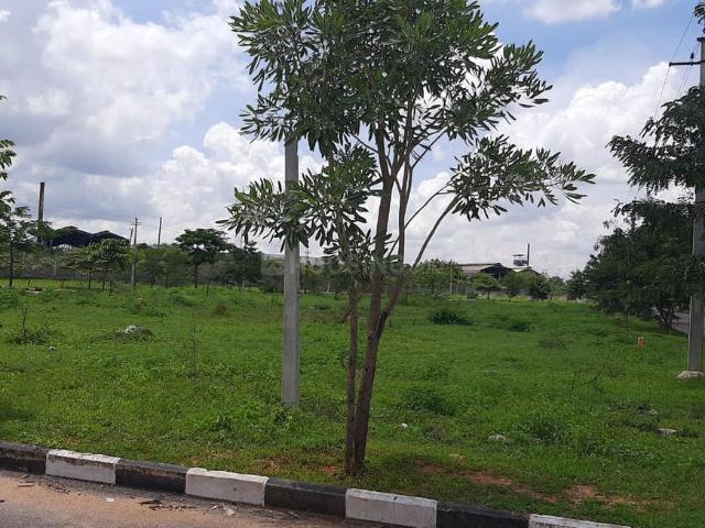 Residential Plot in Nandigaon for resale Sangareddy. The reference number is 5032824
