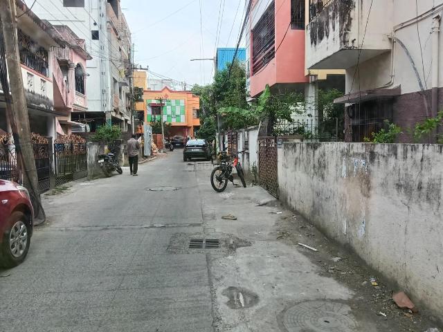 Residential Plot in Nanganallur for resale Chennai. The reference number is 20778423
