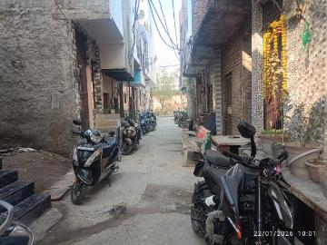 Residential Plot in Nangli Sakrawati for resale New Delhi. The reference number is 20109154