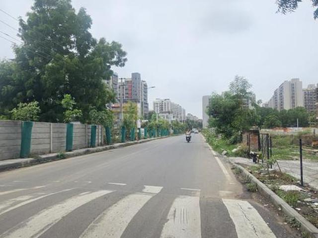 Residential Plot in Narolgam for resale Ahmedabad. The reference number is 20732668