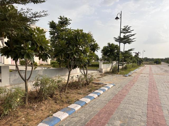 Residential Plot in Narayan Vihar for resale Jaipur. The reference number is 21042878